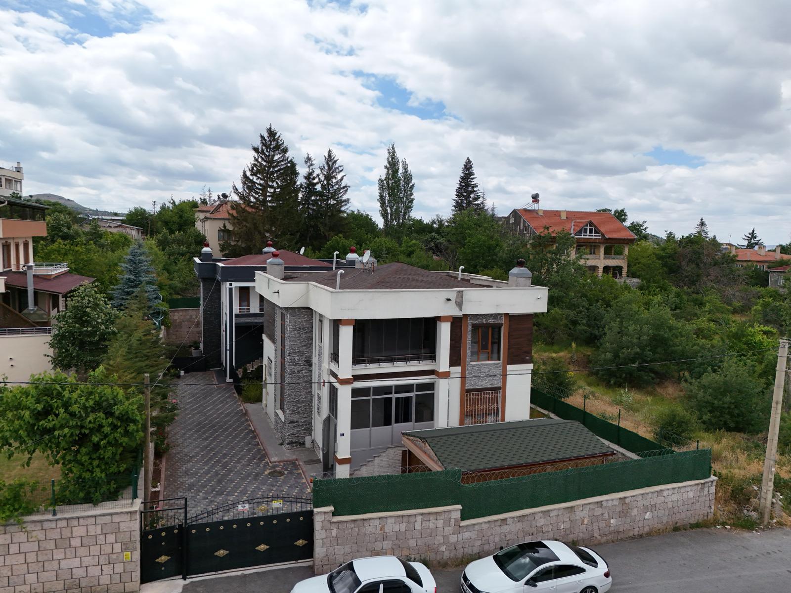 HİSARCIKDA SATILIK LÜKS VİLLA