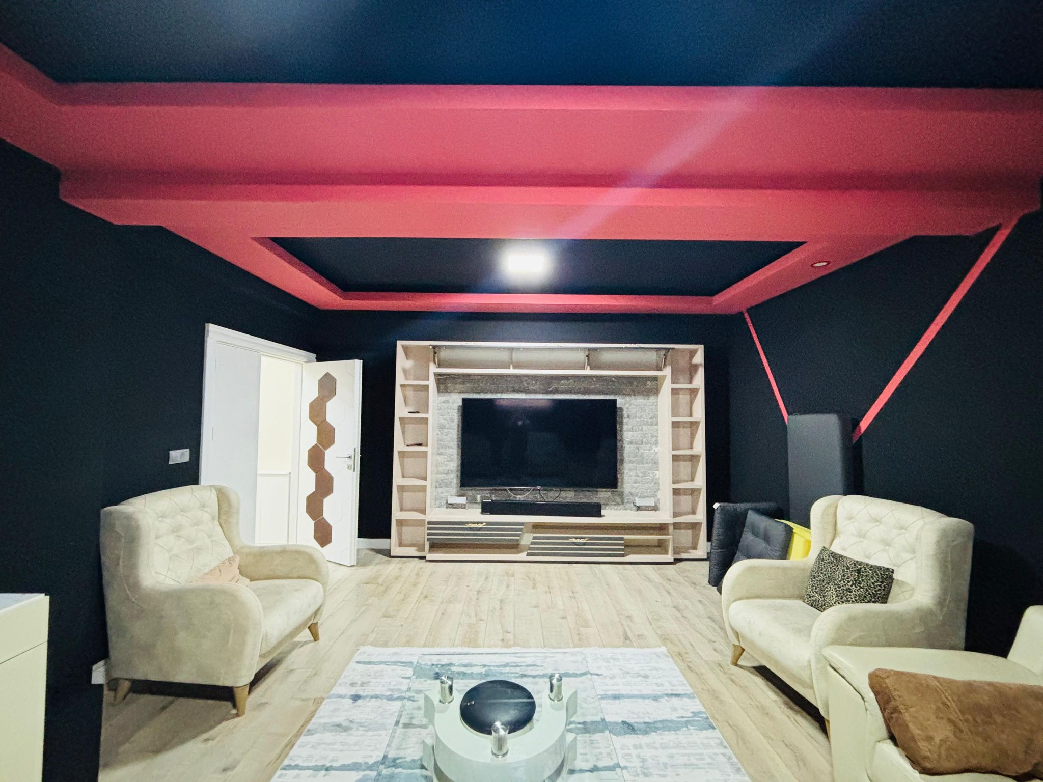 HİSARCIKDA SATILIK LÜKS VİLLA