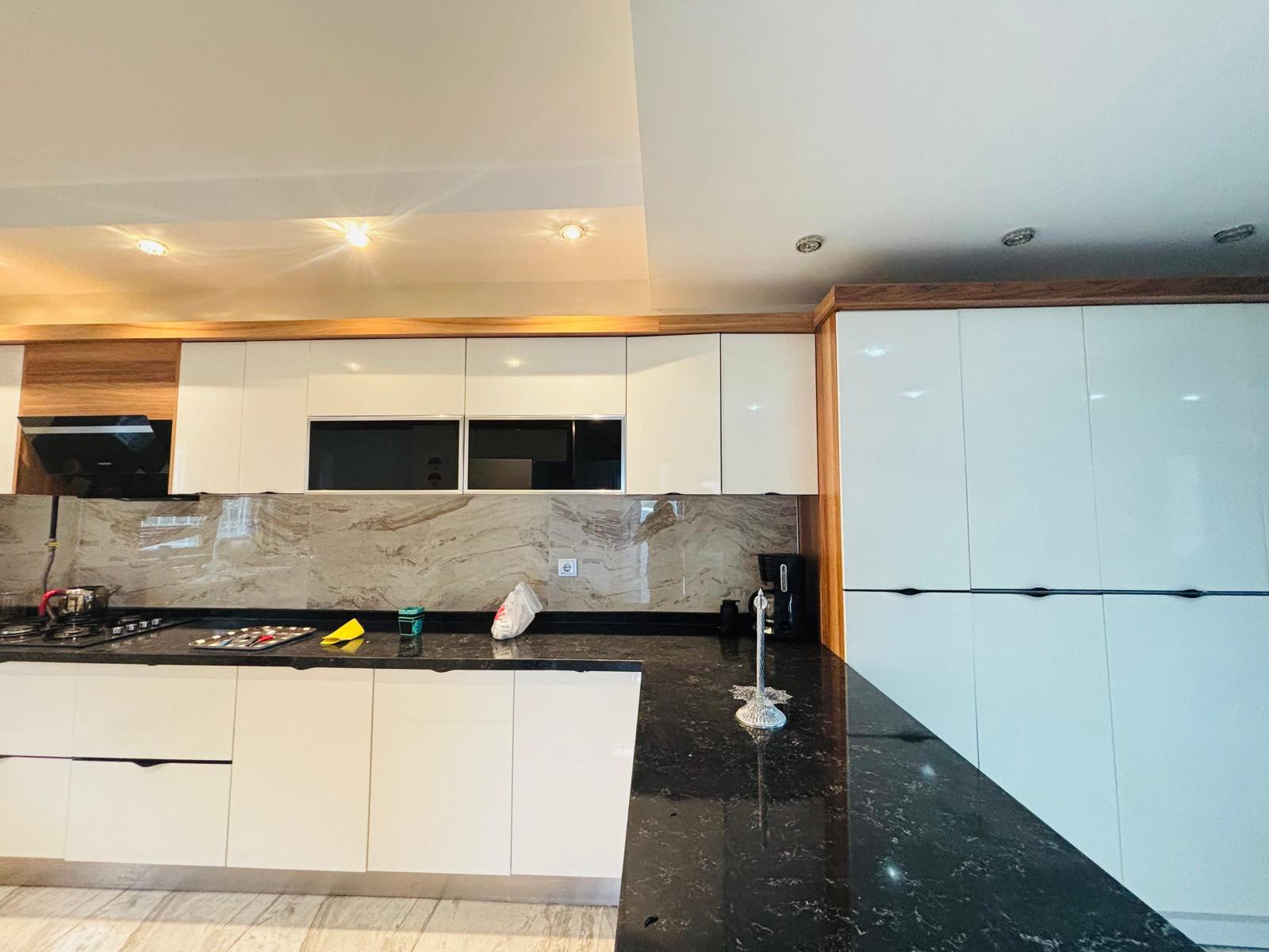 HİSARCIKDA SATILIK LÜKS VİLLA