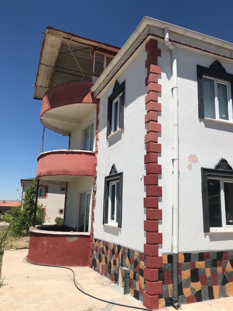 KOCASİNAN BARSAMADA 1 DÖNÜM İÇERİSİNDE SATILIK VİLLA